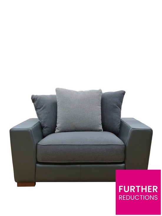 front image of britany-scatterback-cuddle-chair