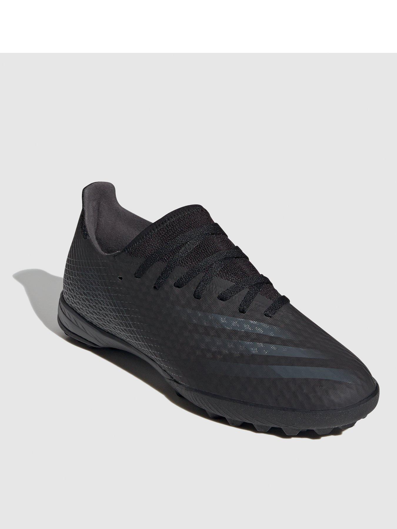 astro football boots