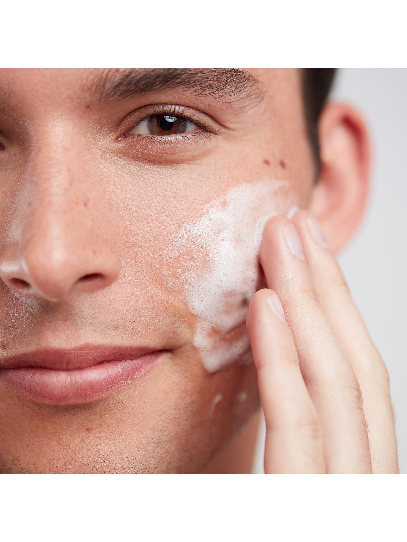 Image 3 of 5 of Elemis Skin Soothe Shave Gel 150ml
