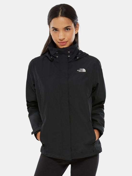front image of the-north-face-sangro-jacket-black