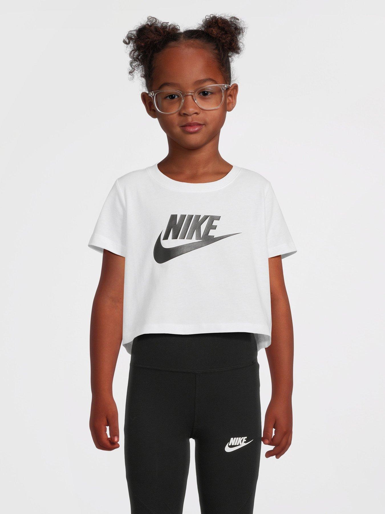 Black and white nike crop top hotsell