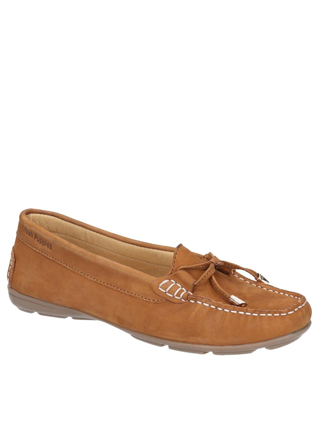 Ladies tan 2025 moccasin shoes