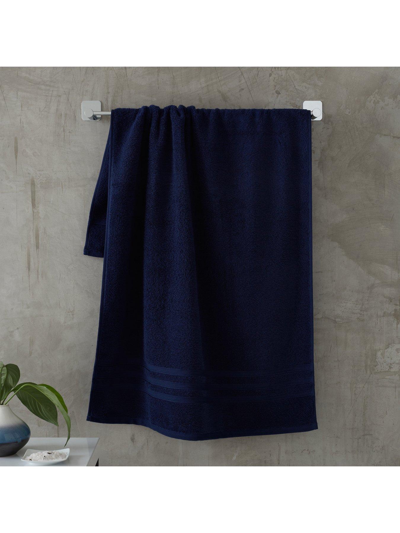 Image 4 of 6 of Catherine Lansfield Zero Twist Bath Sheet Pair