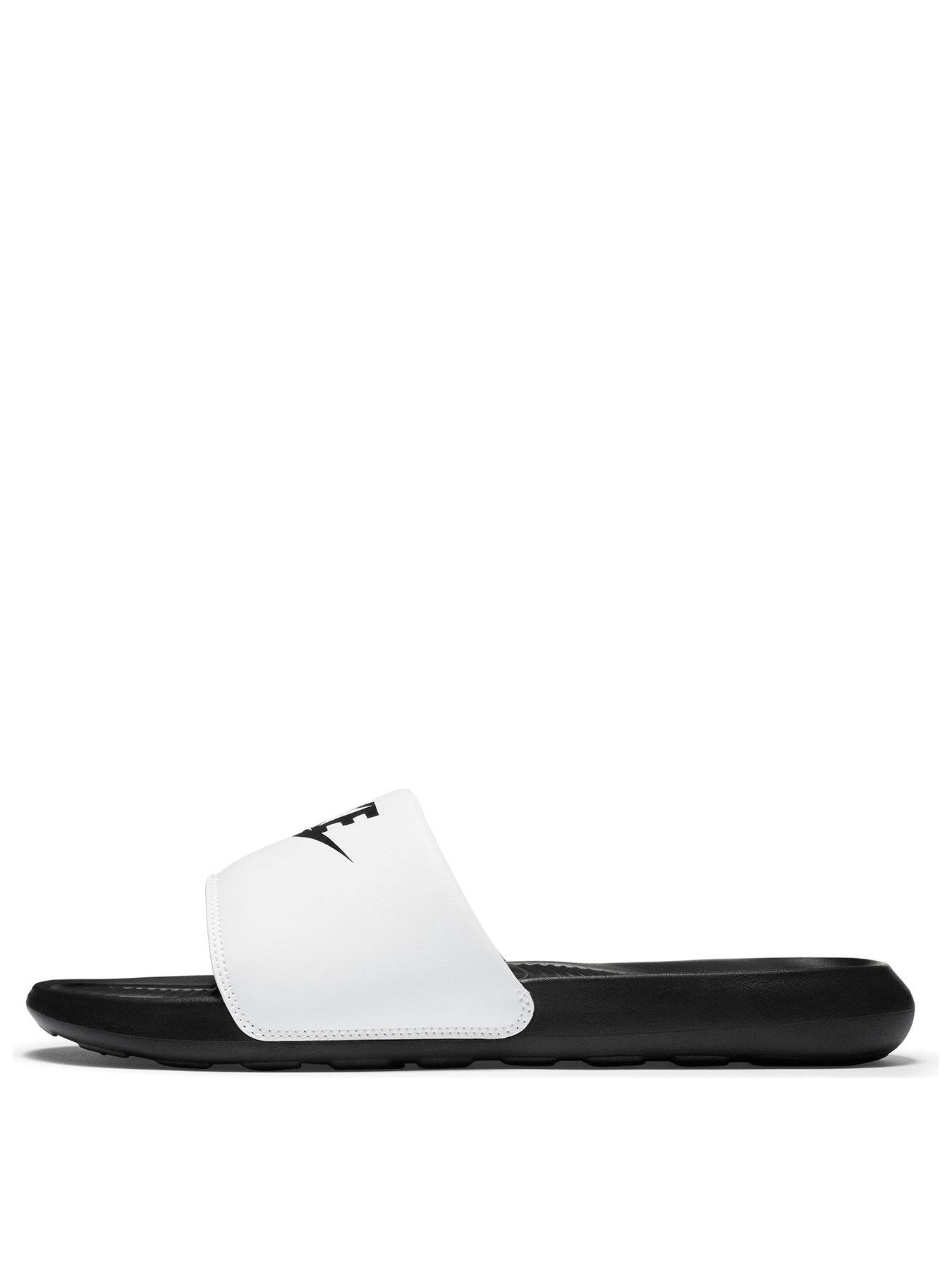 Nike flip deals flops sale