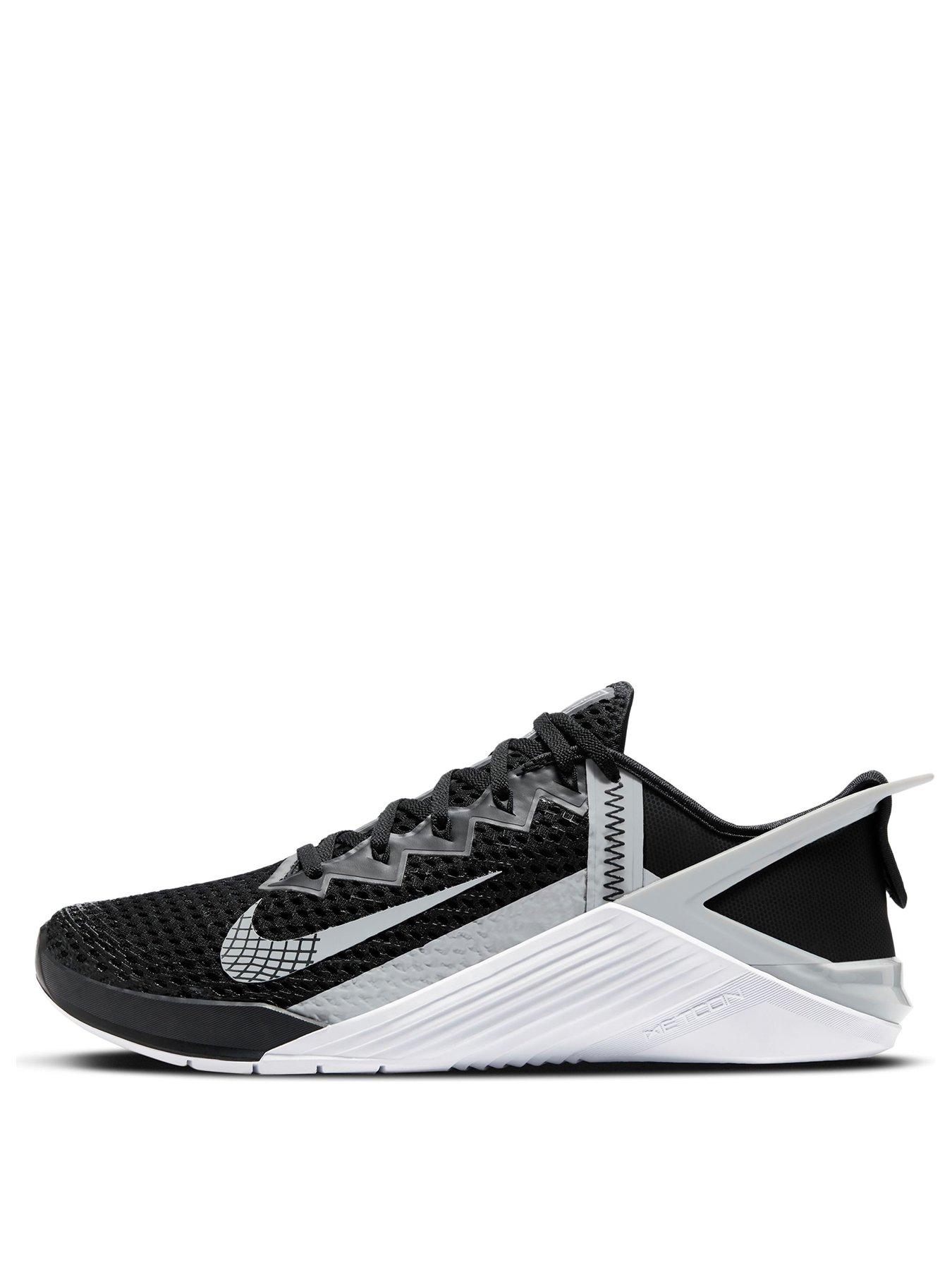 white trainers nike mens