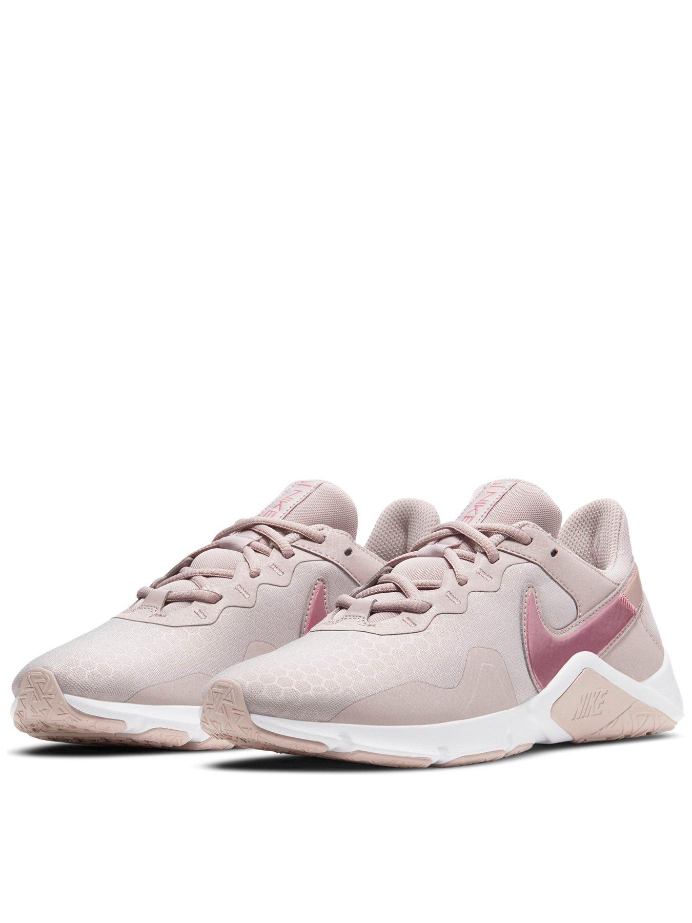 nike legendary shoes