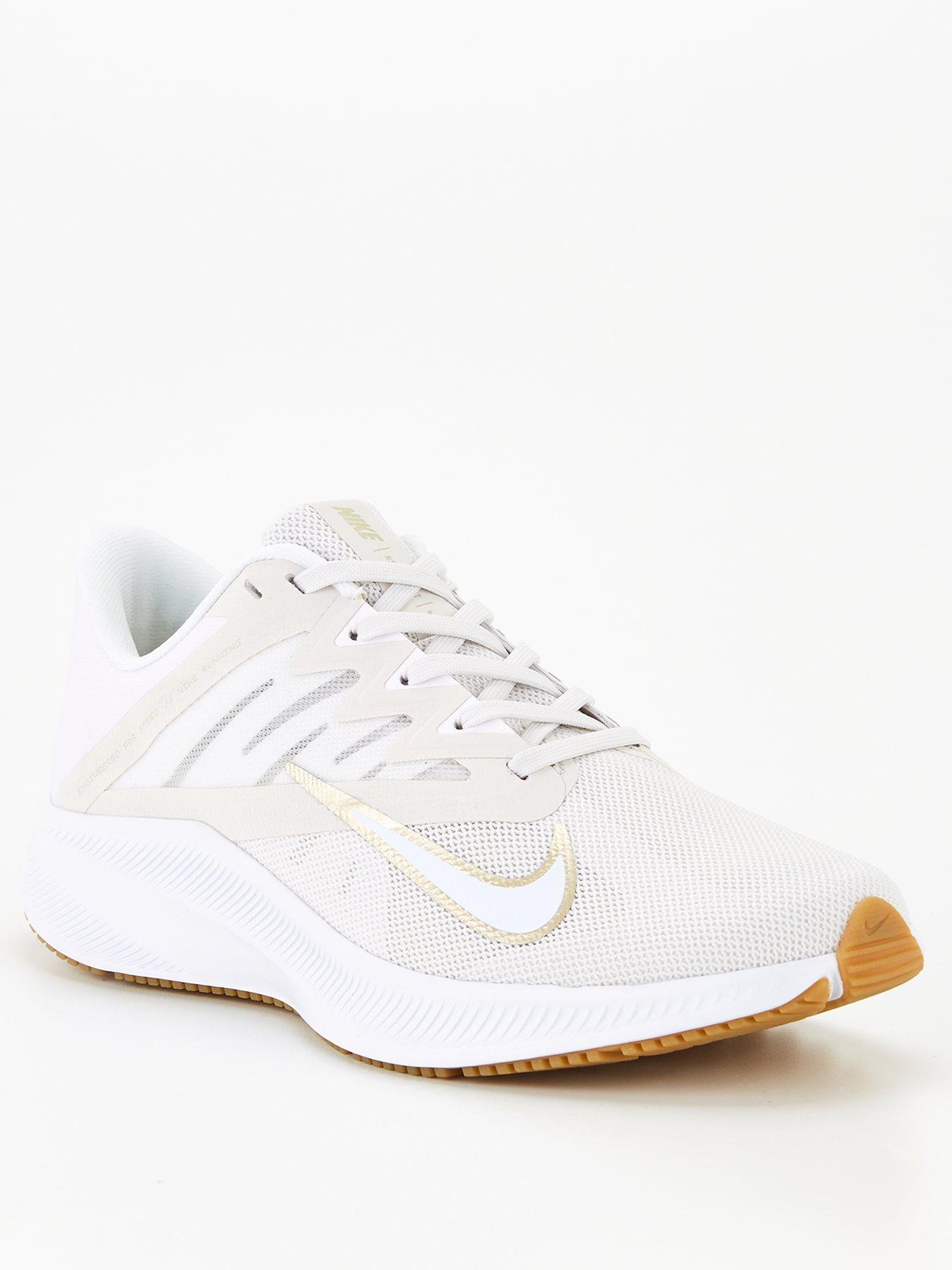 nike quest trainers