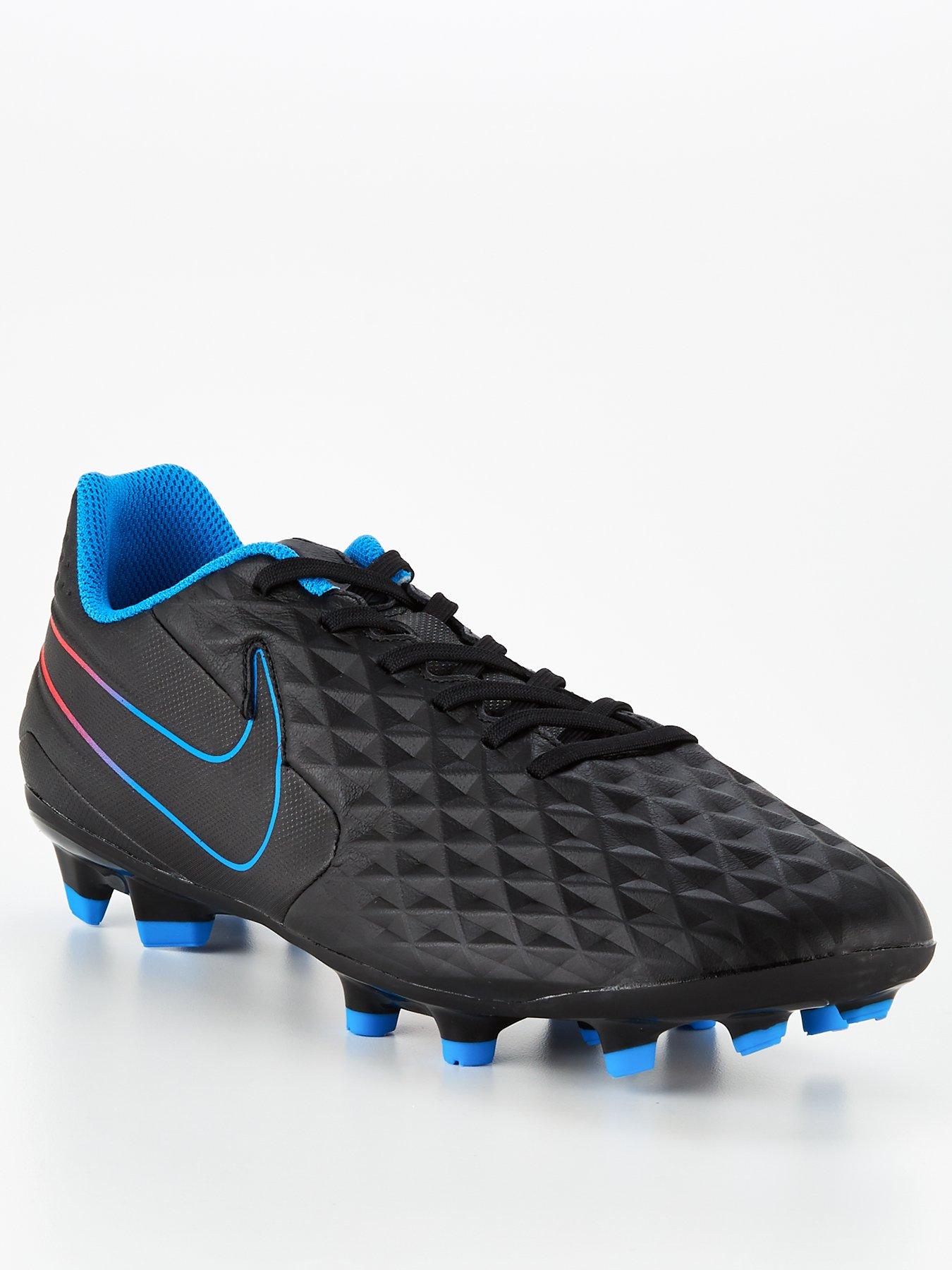 black nike football trainers