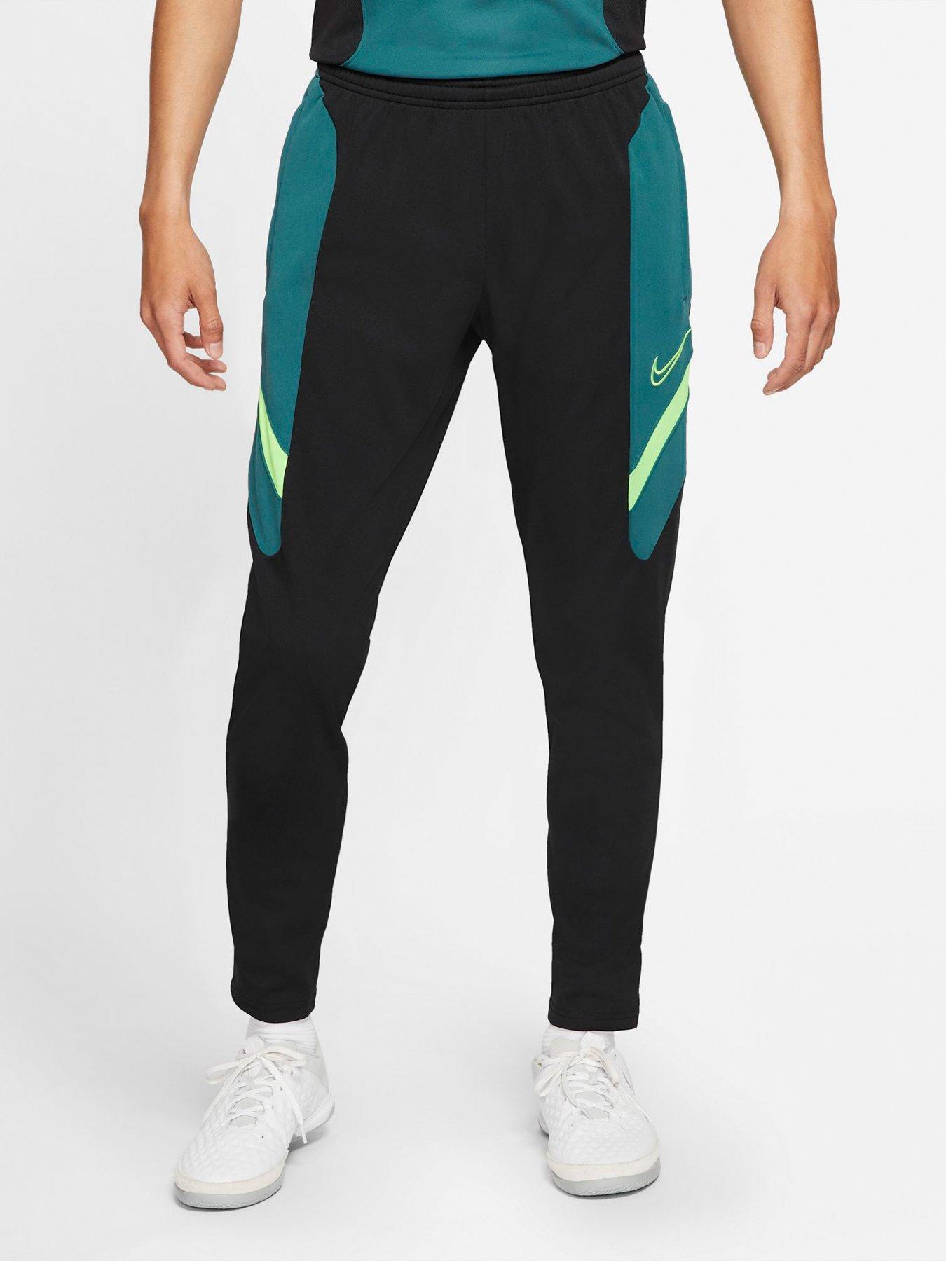 3xl nike tracksuit