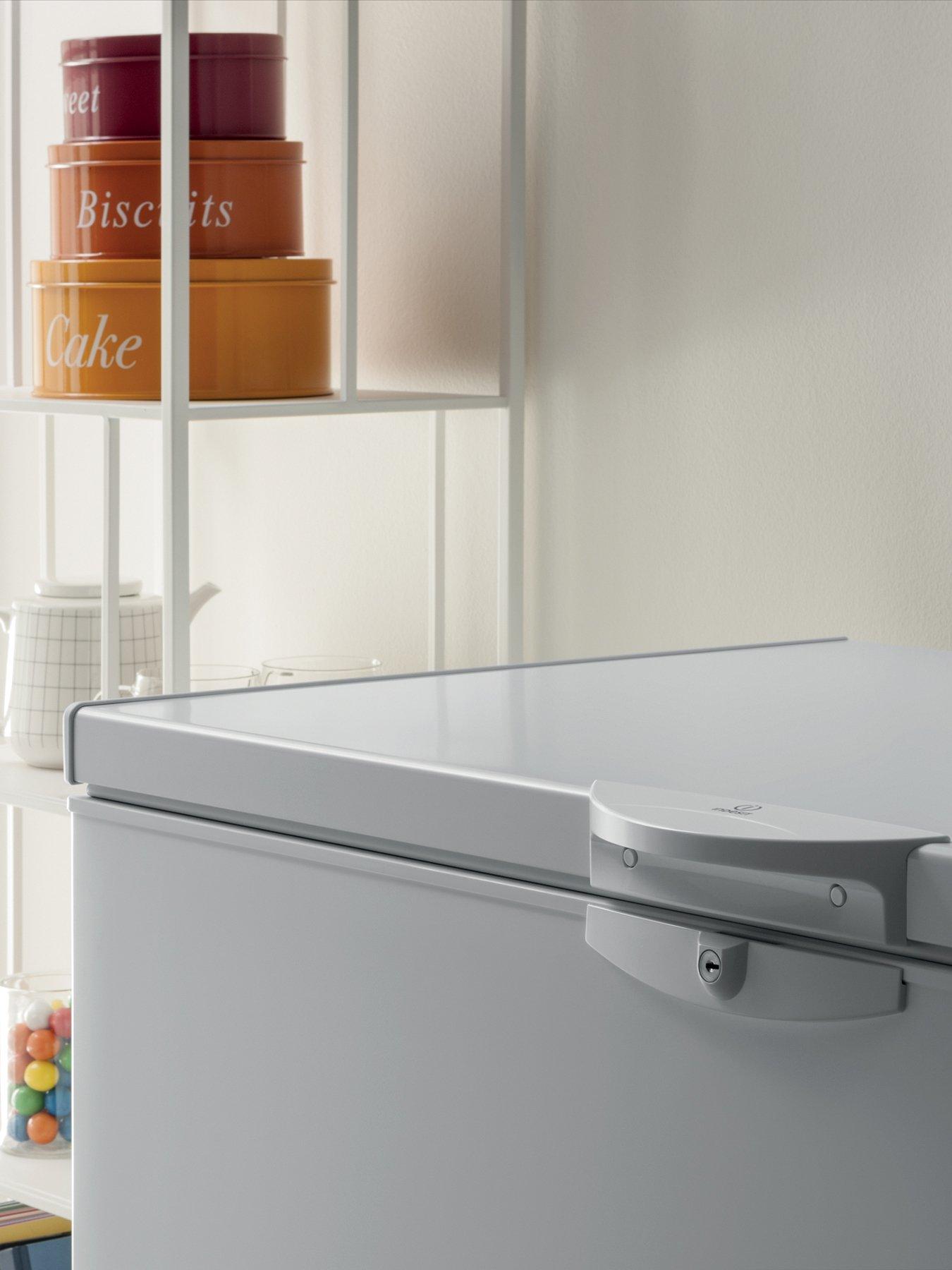 Indesit OS1A250H21 200Litre Chest Freezer White Very.co.uk