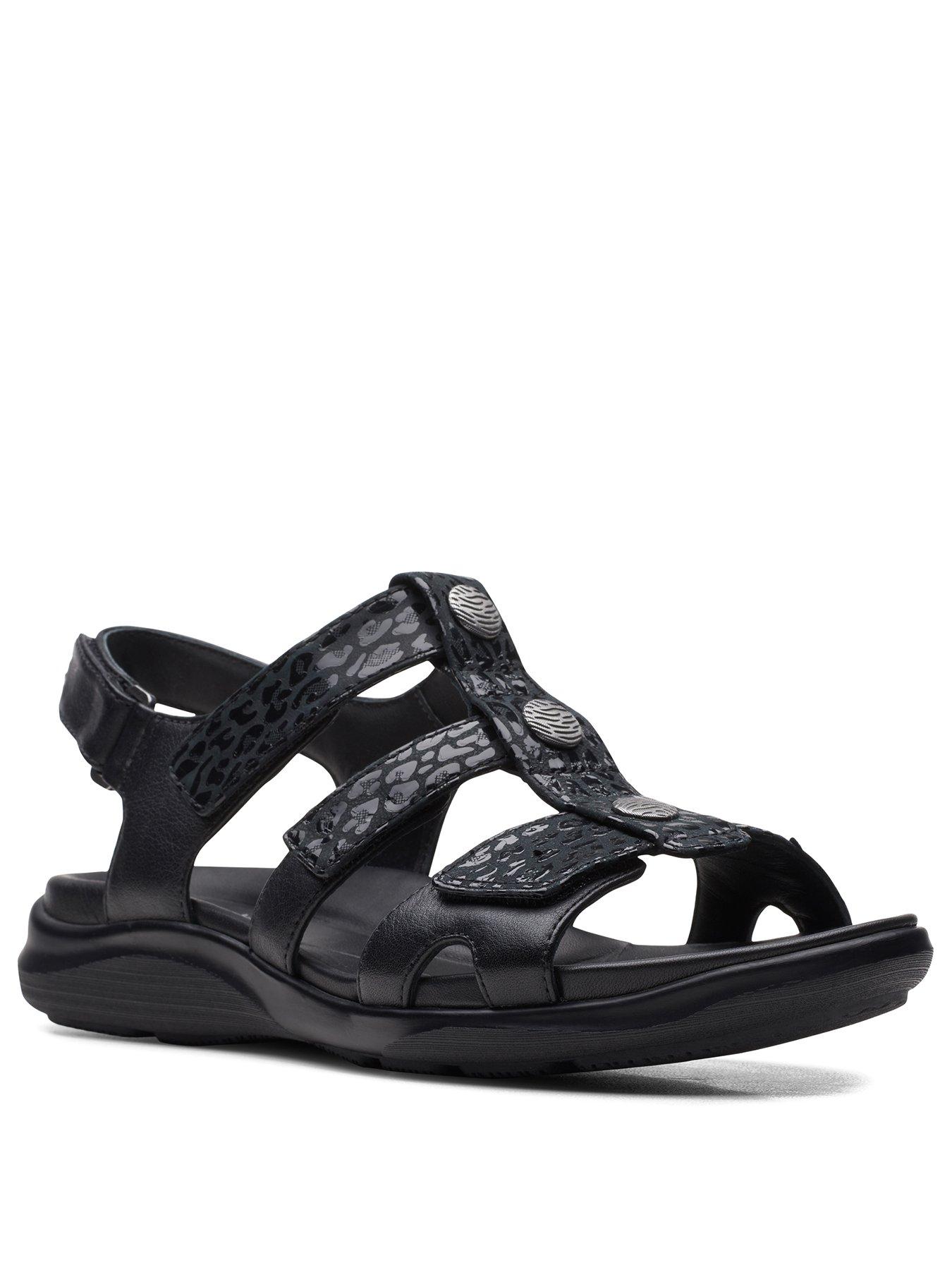 very clarks sandals