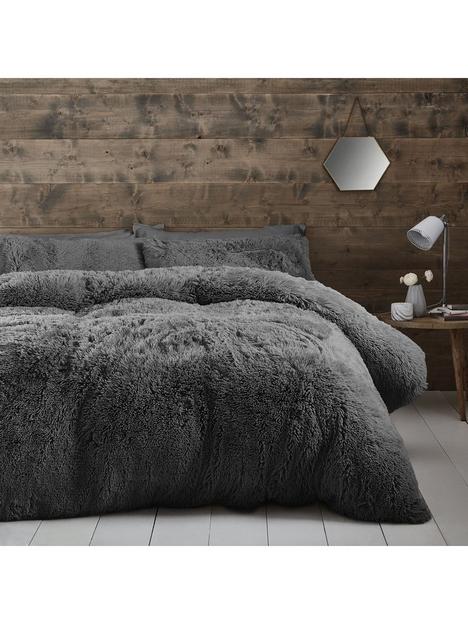 catherine-lansfield-cuddly-faux-furnbspduvet-cover-set-charcoal