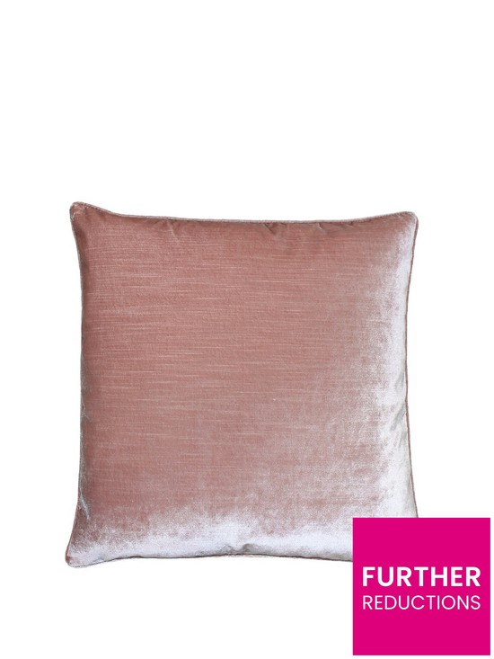 front image of riva-home-luxe-velvet-cushion
