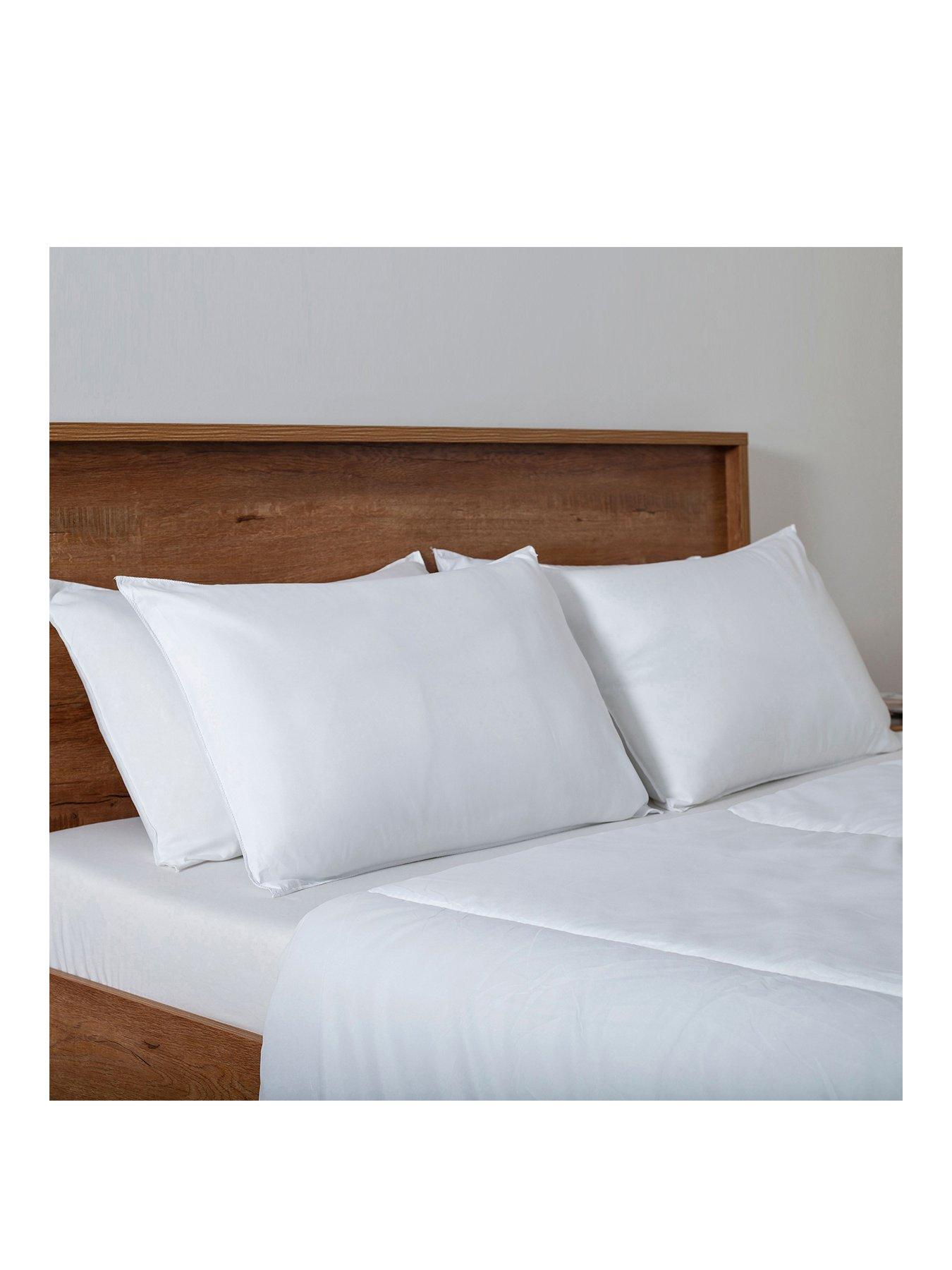 Everyday Essentials Pack of 4 Pillows White very