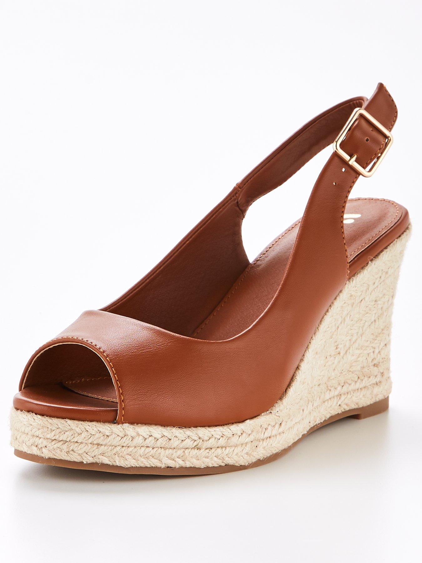 tan slingback