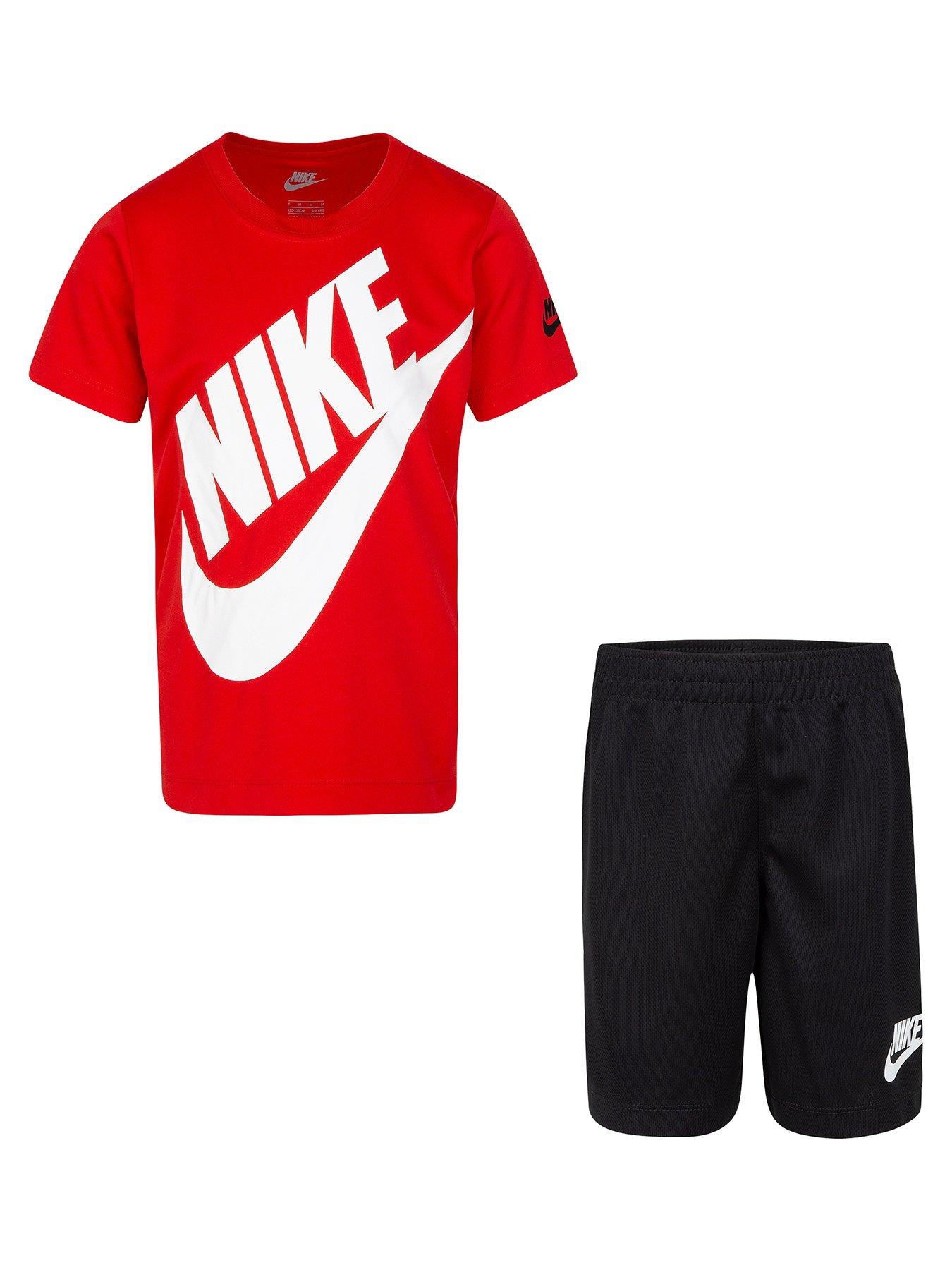 nike-younger-boy-futura-short-set-blackred