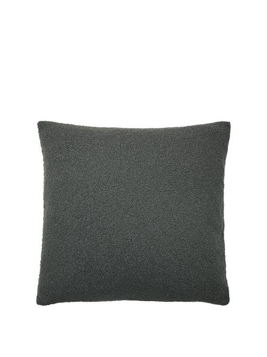 front image of riva-home-malham-fleece-cushion