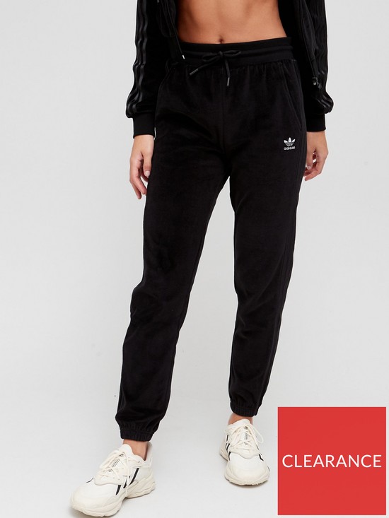 front image of adidas-originals-relaxed-risque-velour-slim-joggers-black