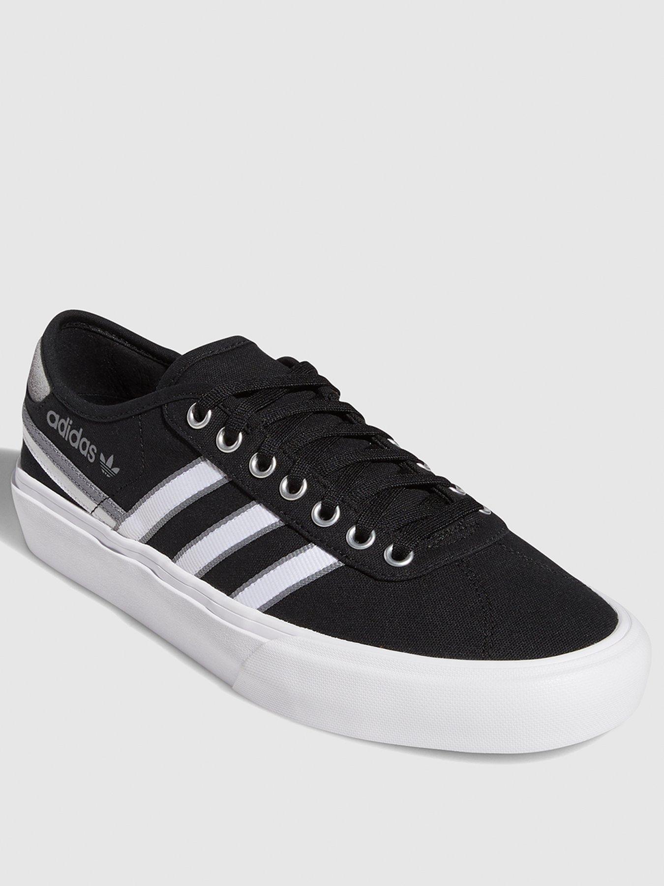 very mens adidas trainers