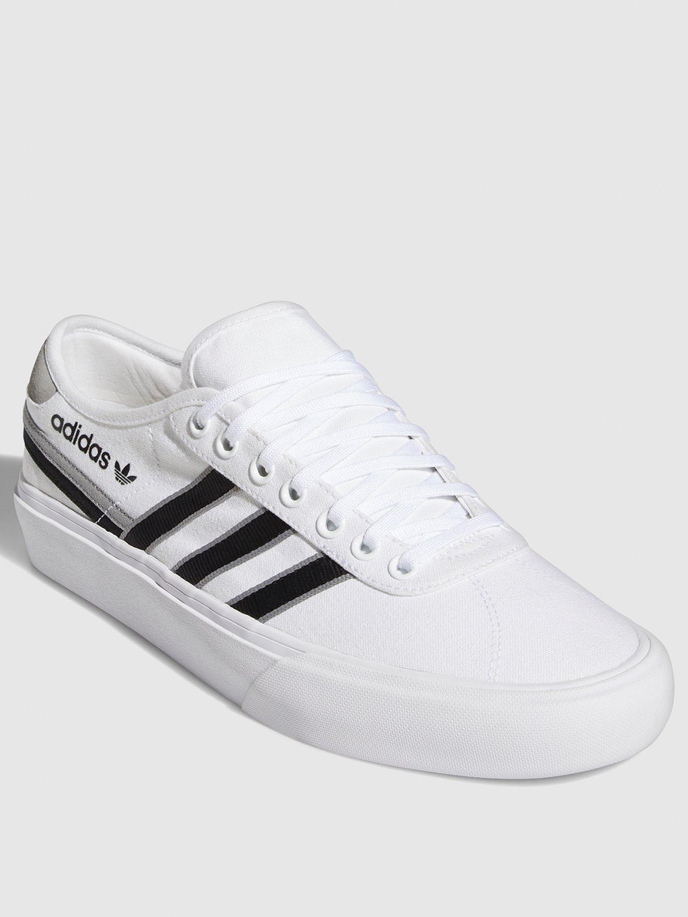 very mens adidas trainers
