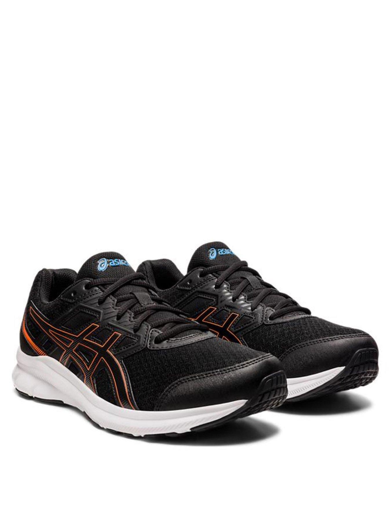 very asics trainers