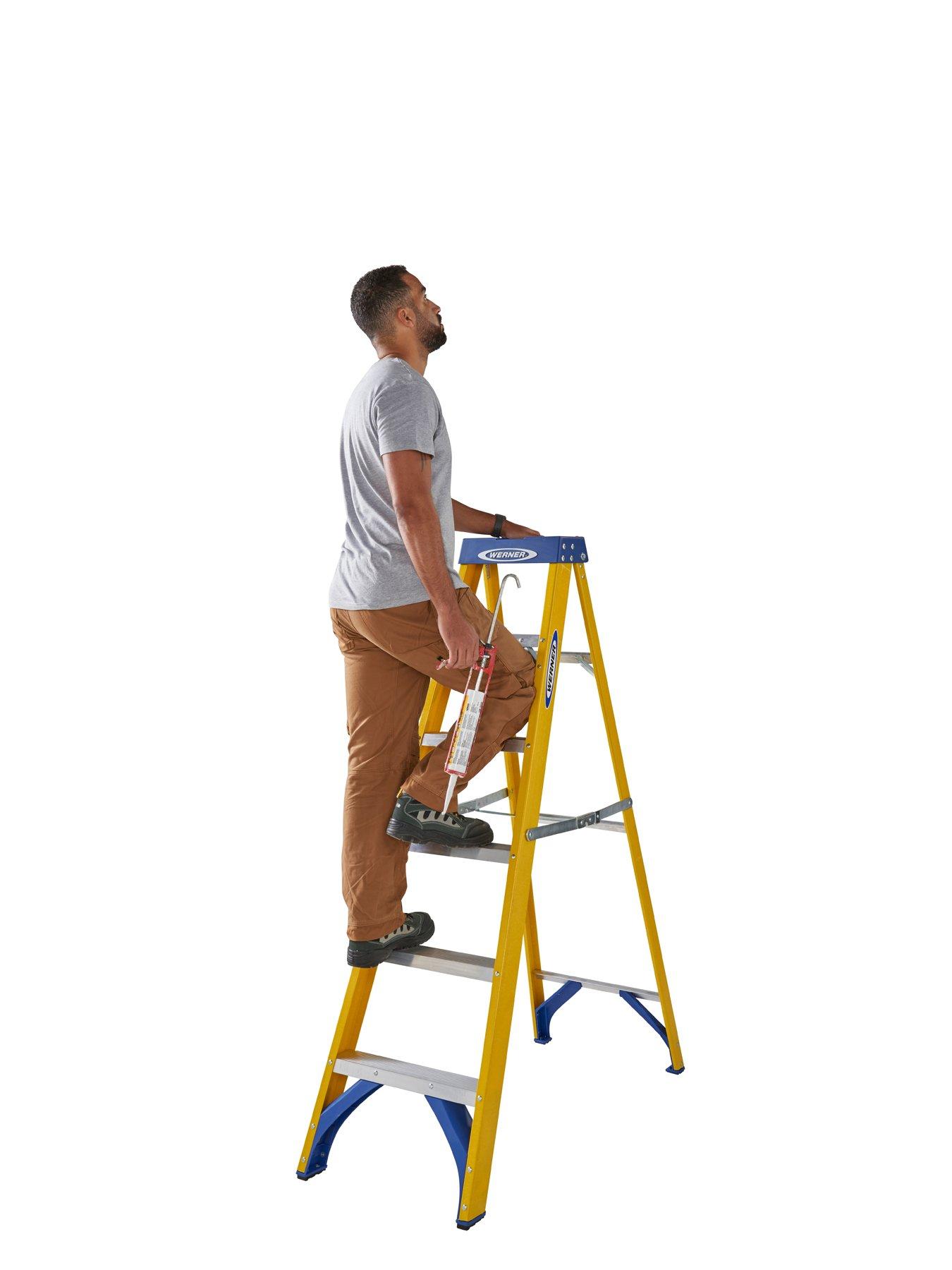 Image 2 of 7 of Werner Fibreglass 6 tread Stepladder