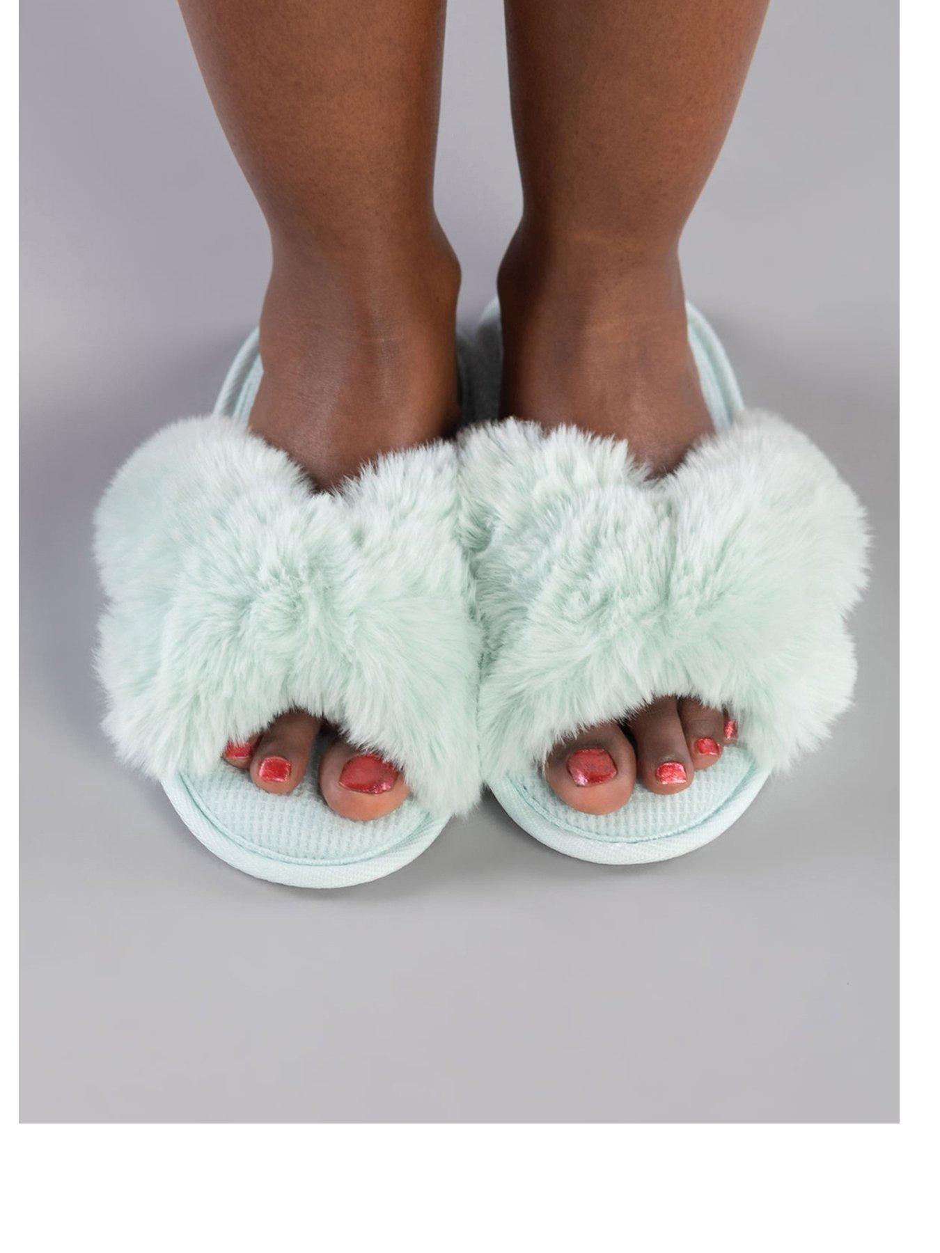 fluffy twist slippers