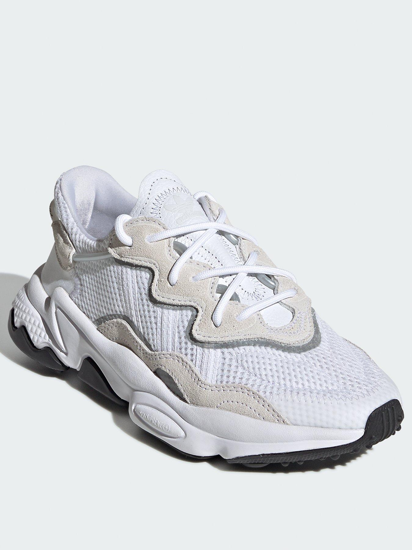 undefined Junior Unisex Ozweego Trainers - White/Off White