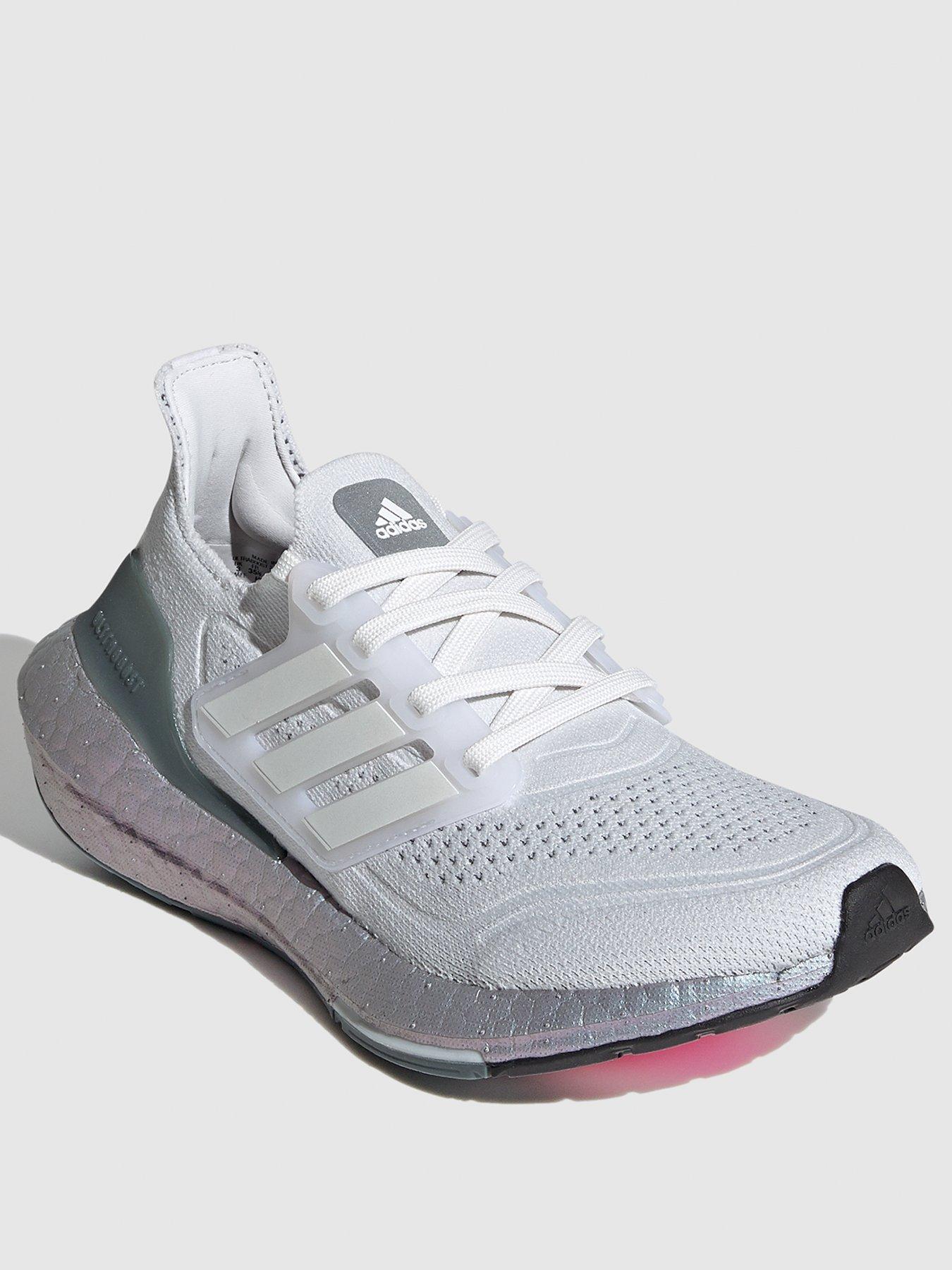 junior ultra boost trainers