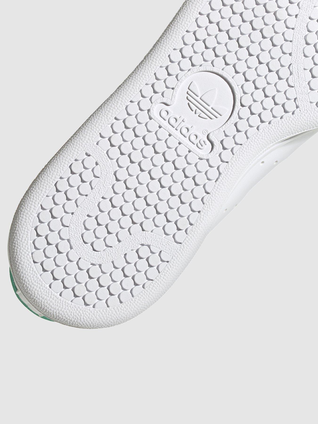 Stan smith green junior sales