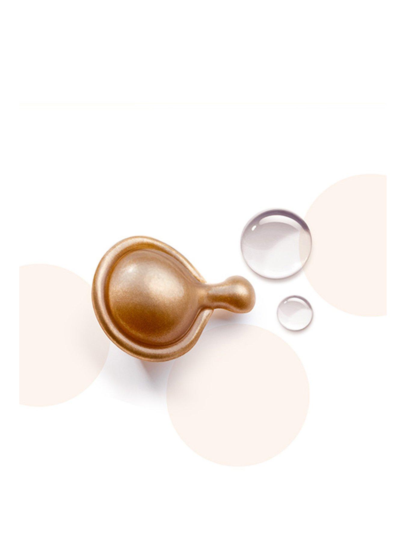 Image 2 of 6 of Elizabeth Arden Vitamin C Ceramide Capsules Radiance Renewal Serum 90 Pieces