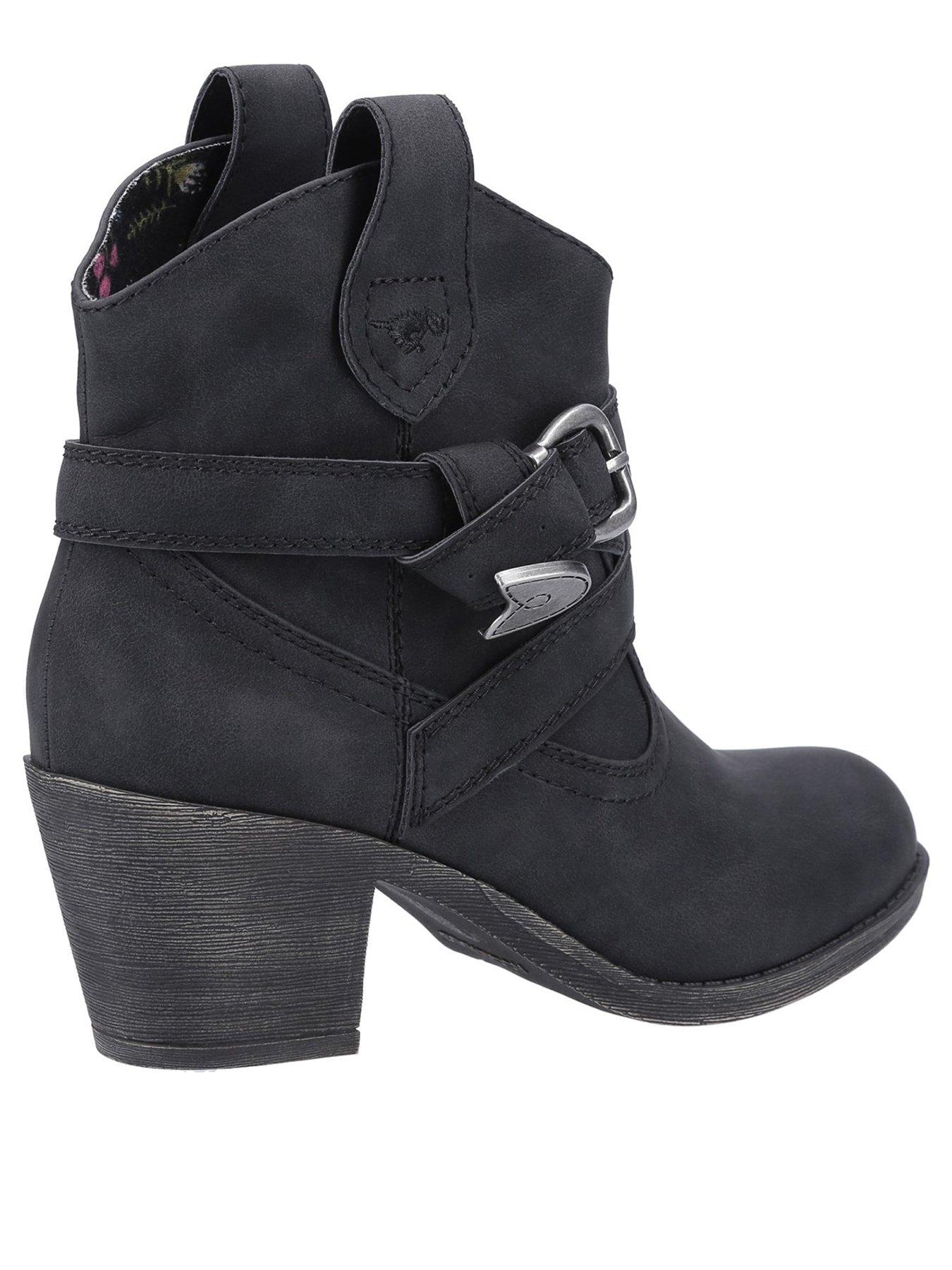 Rocket dog cheap suede ankle boots