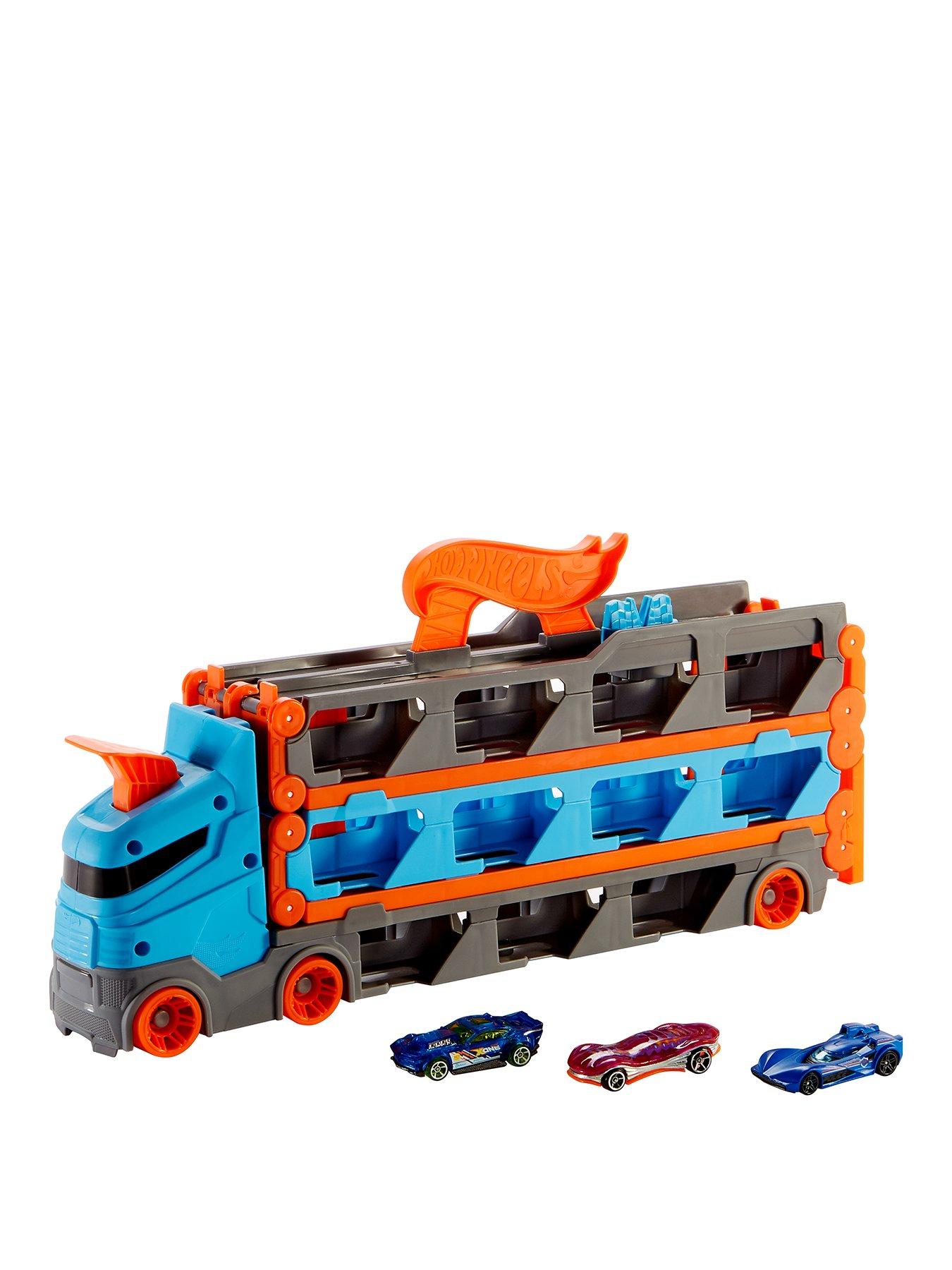 Hot Wheels Speedway Hauler Carrier with 3 Toy Cars