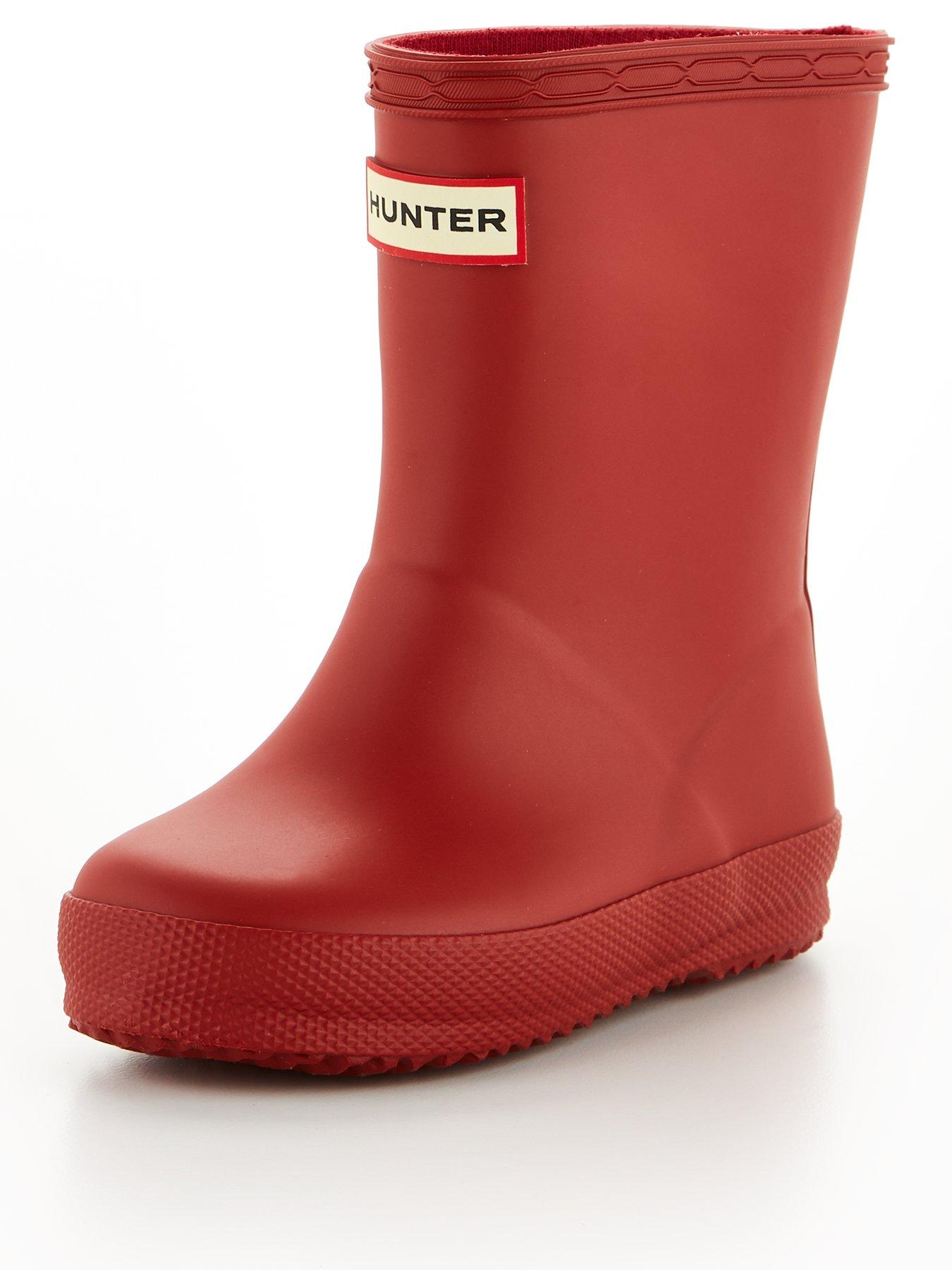 red boots size 4