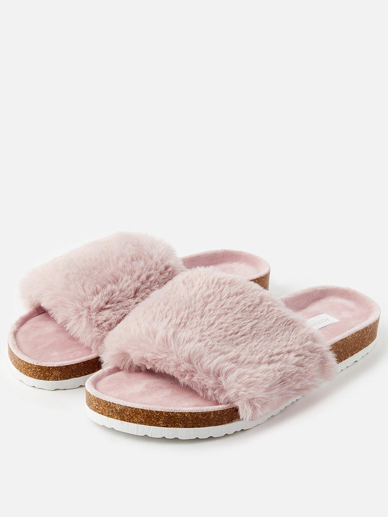 accessorise slipper boots