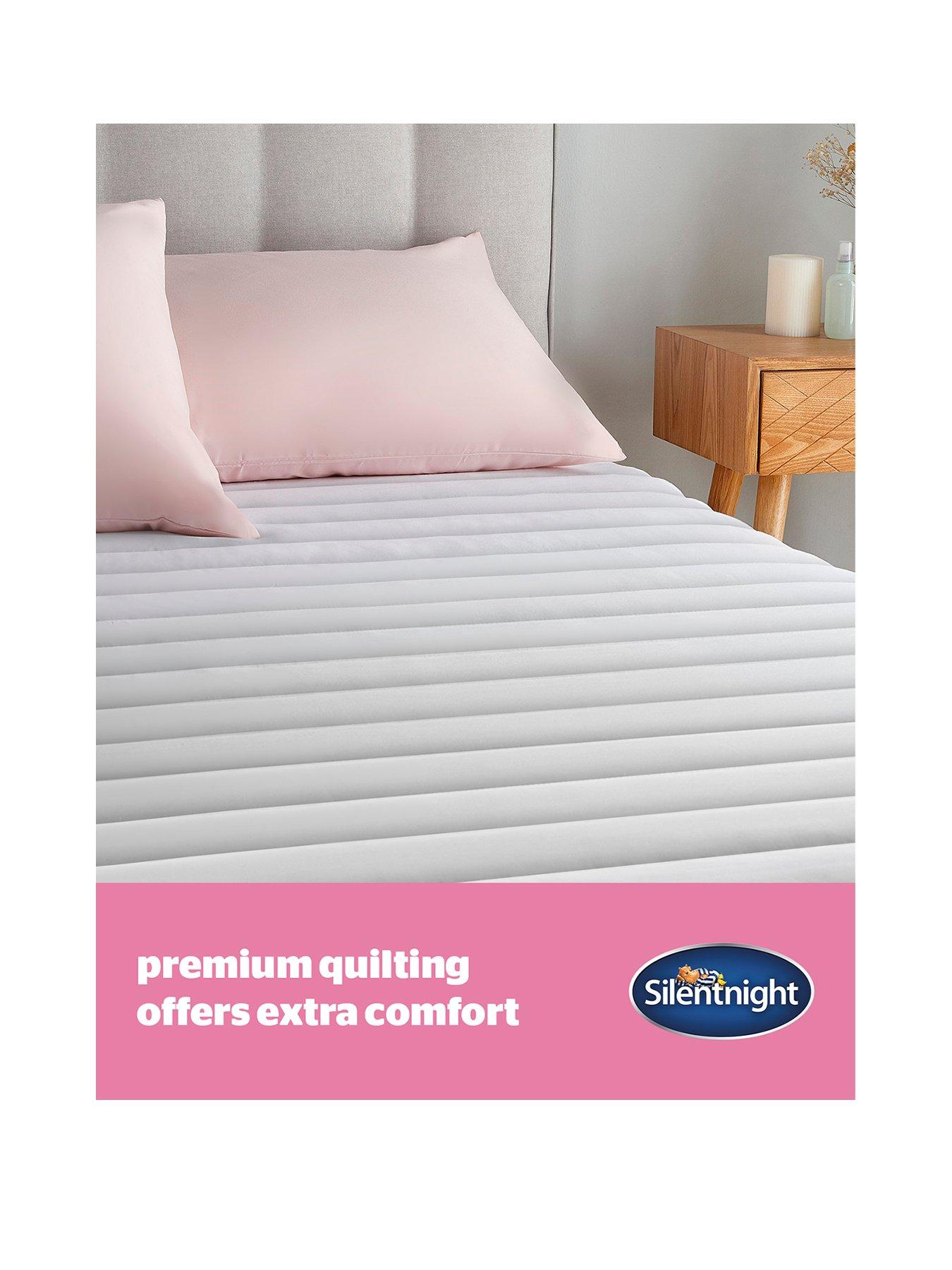 Image 2 of 7 of Silentnight Quilted Deep Mattress Protector