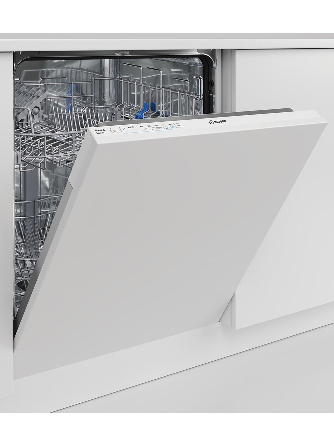 Indesit DIE2B19UK BuiltIn 13Place, FullSize Dishwasher White