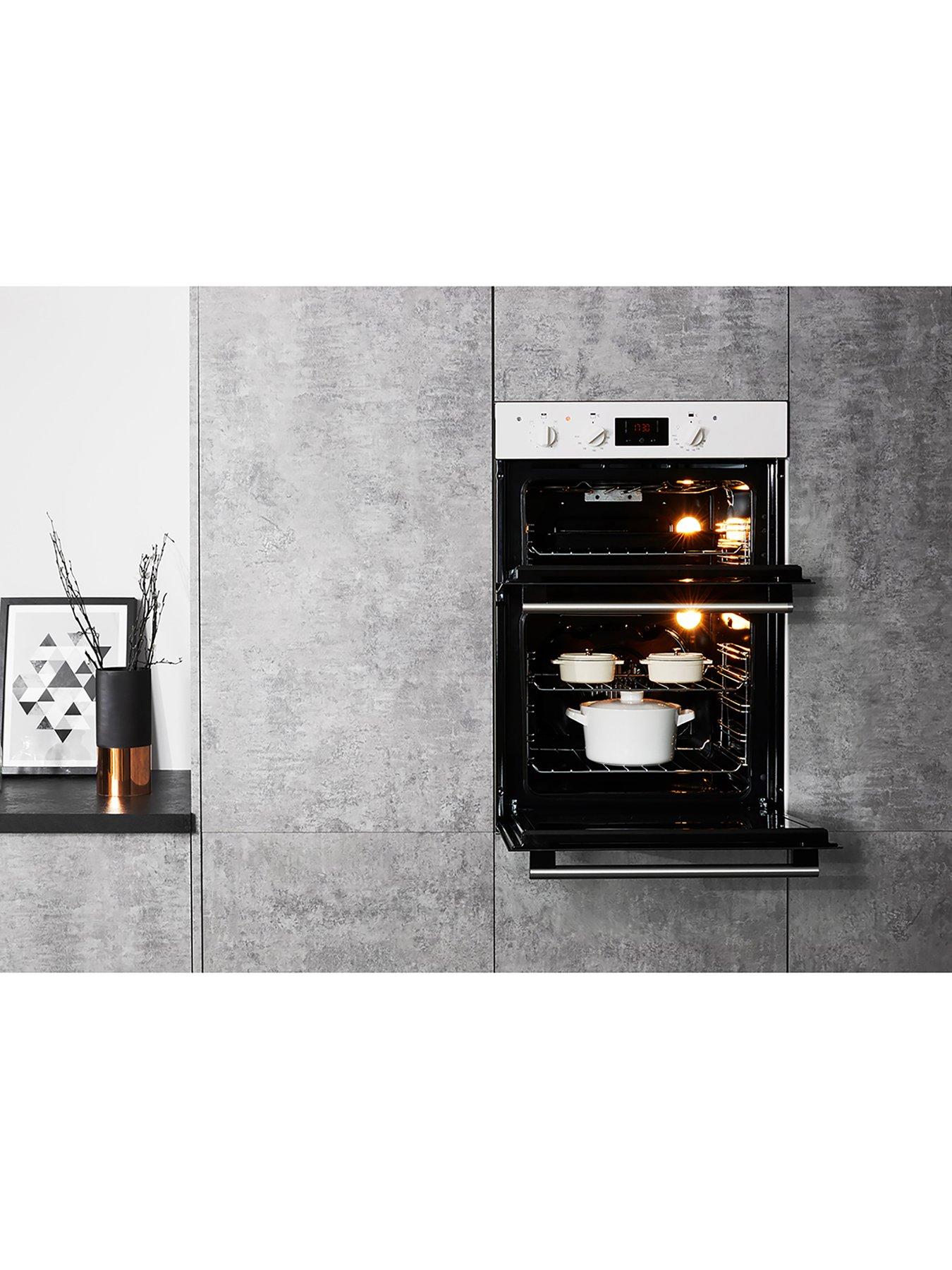 Image 4 of 7 of Hotpoint DD2540WH Built-In 60cm Width, Electric Double Oven - White