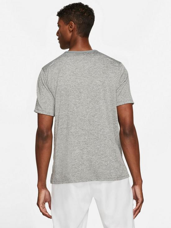 stillFront image of nike-running-dri-fit-rise-365-t-shirt-grey