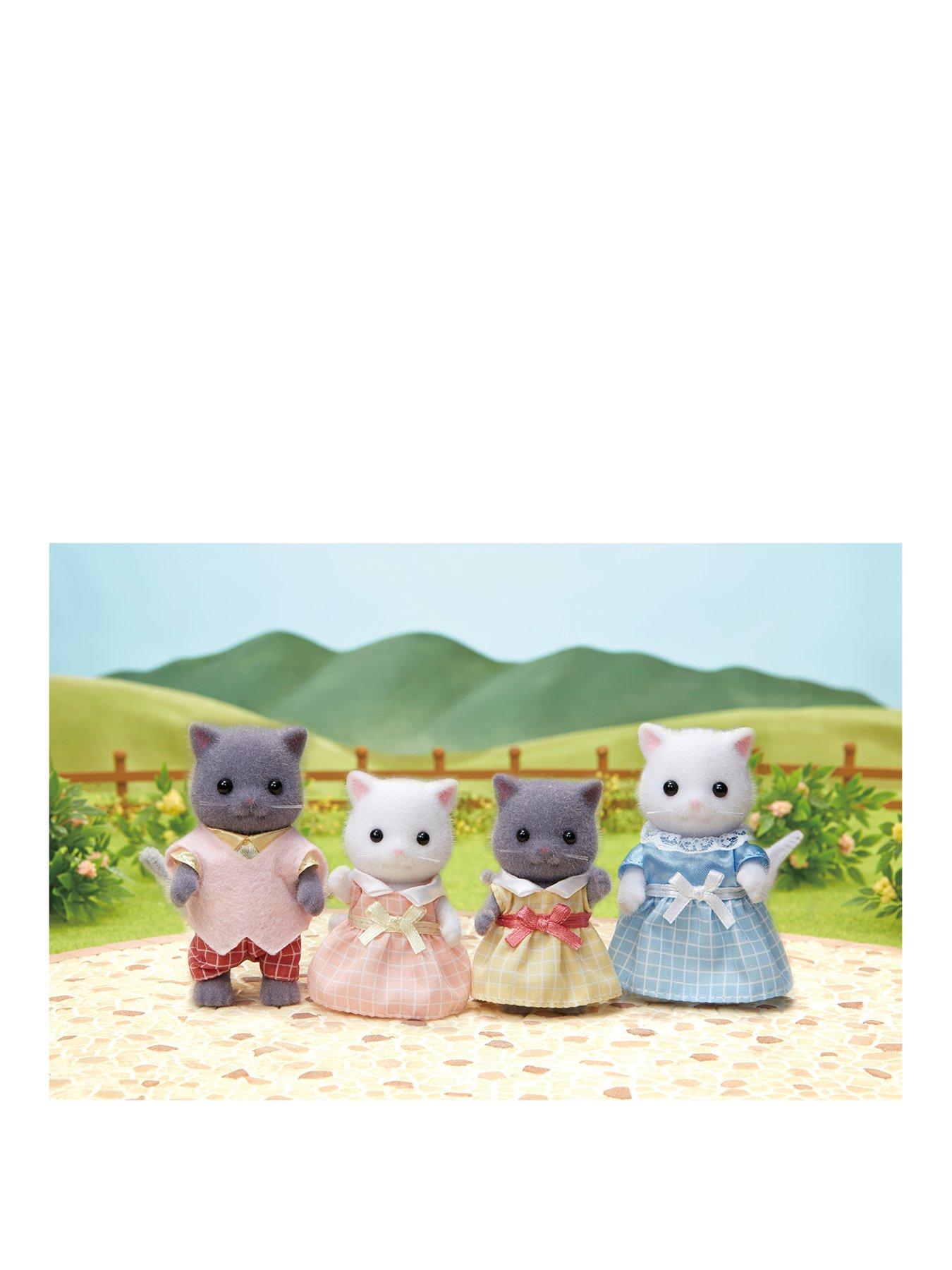 Sylvanian Families Persian Cat Family