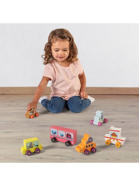 hey-duggee-wooden-6-pack-play-vehicles