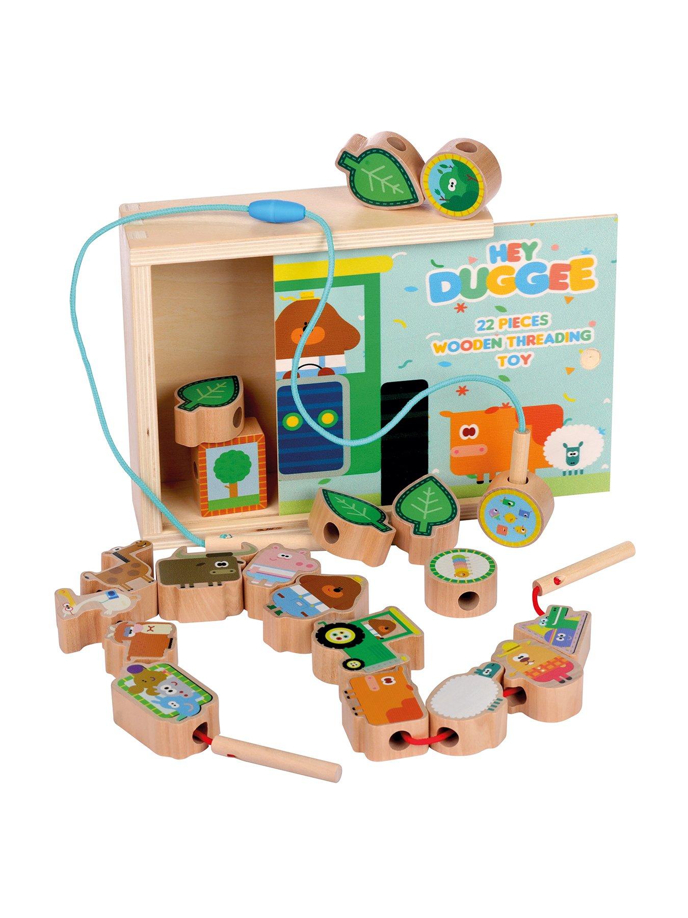 Wooden store threading toys