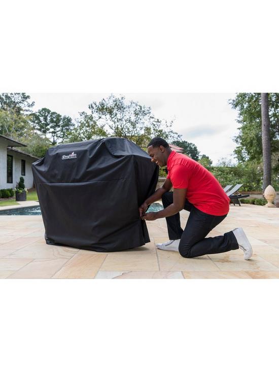 stillFront image of char-broil-140-385-universal-extra-wide-barbecue-grill-cover--nbspblack