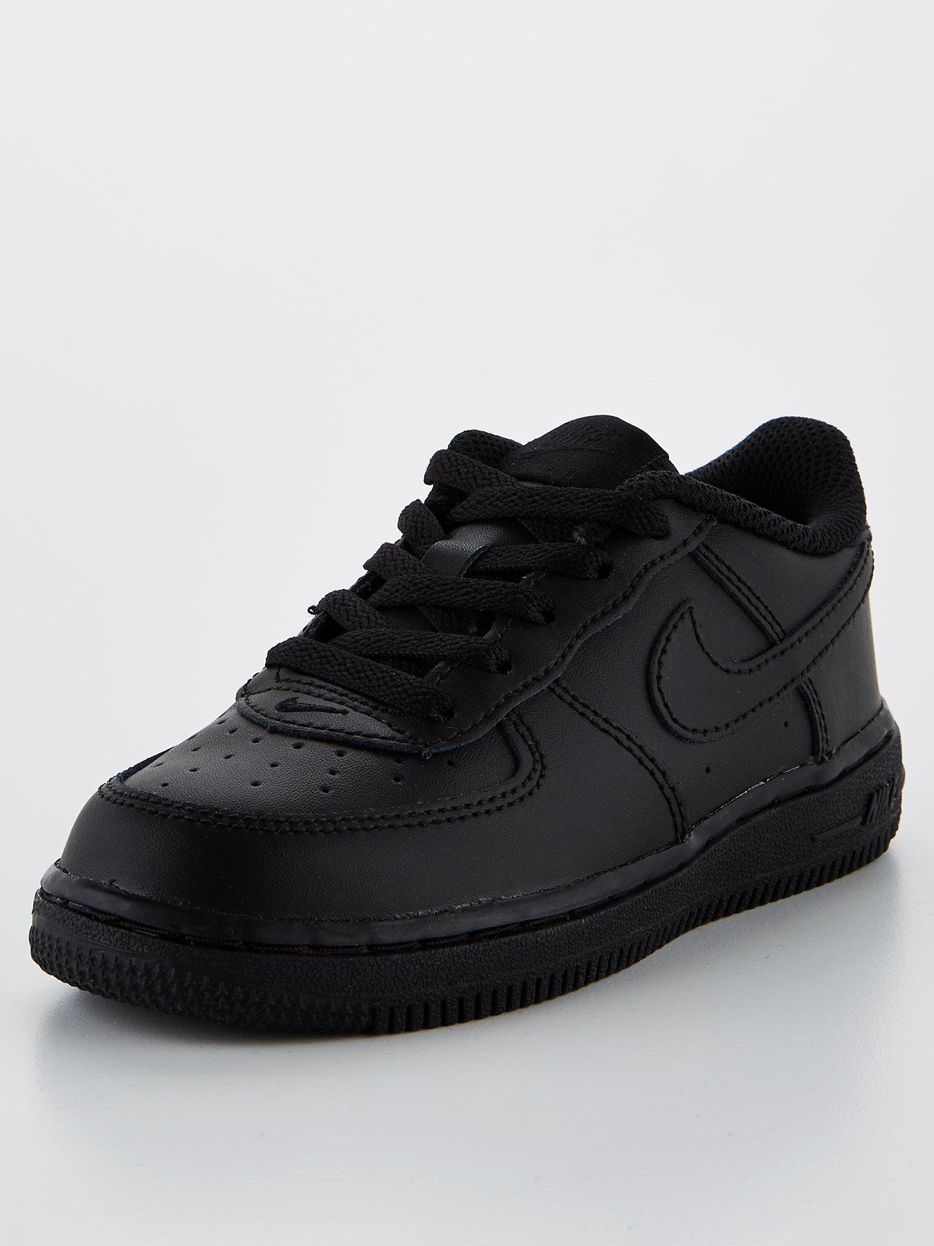 nike trainers toddler size 8