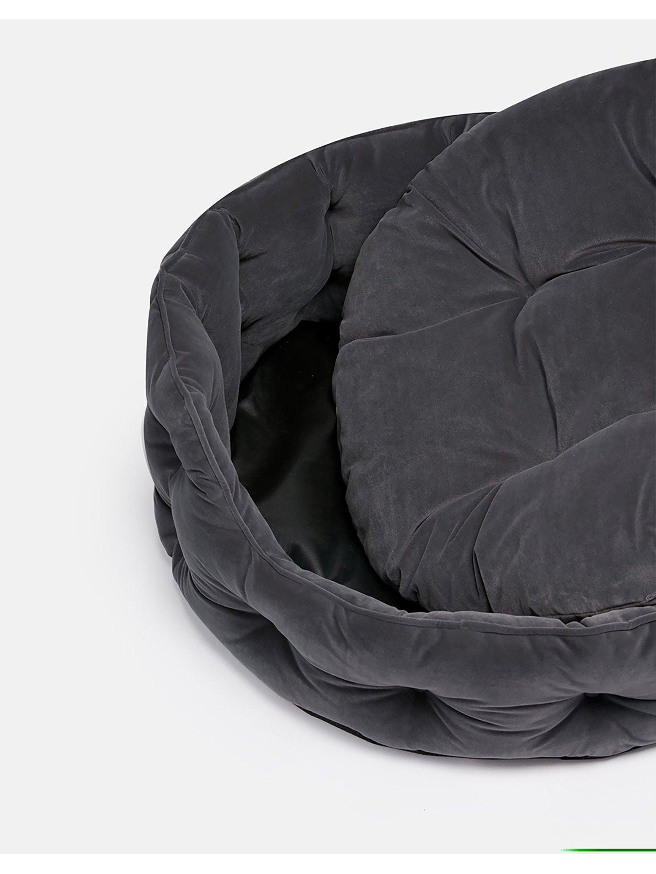 Joules Chesterfield Pet Bed Large Very.co.uk