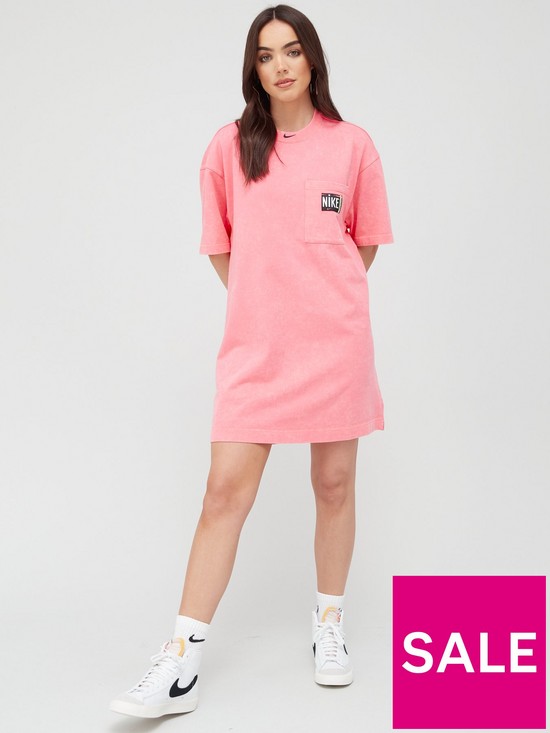 front image of nike-nsw-wash-effect-short-sleeved-dress-pink