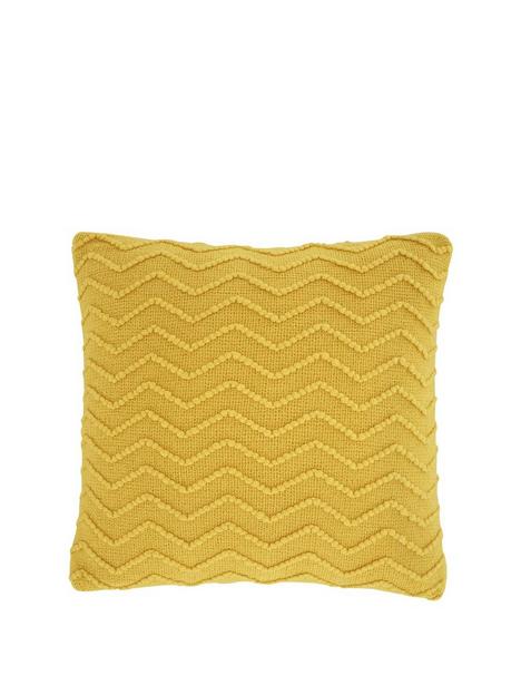 catherine-lansfield-chevron-knit-filled-cushion-43x43