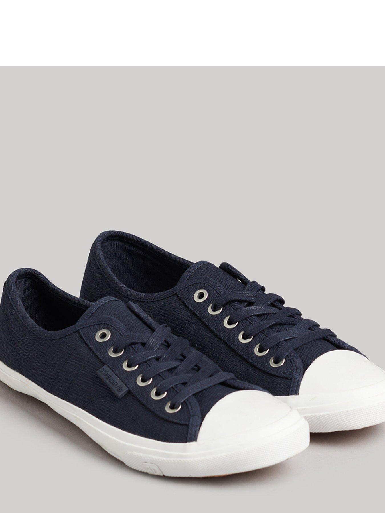 On trend trainers on sale 218