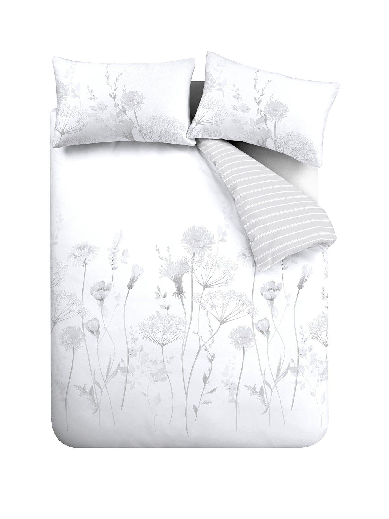 Image 2 of 5 of Catherine Lansfield Meadowsweet Floral Duvet Cover&nbsp;Set - White