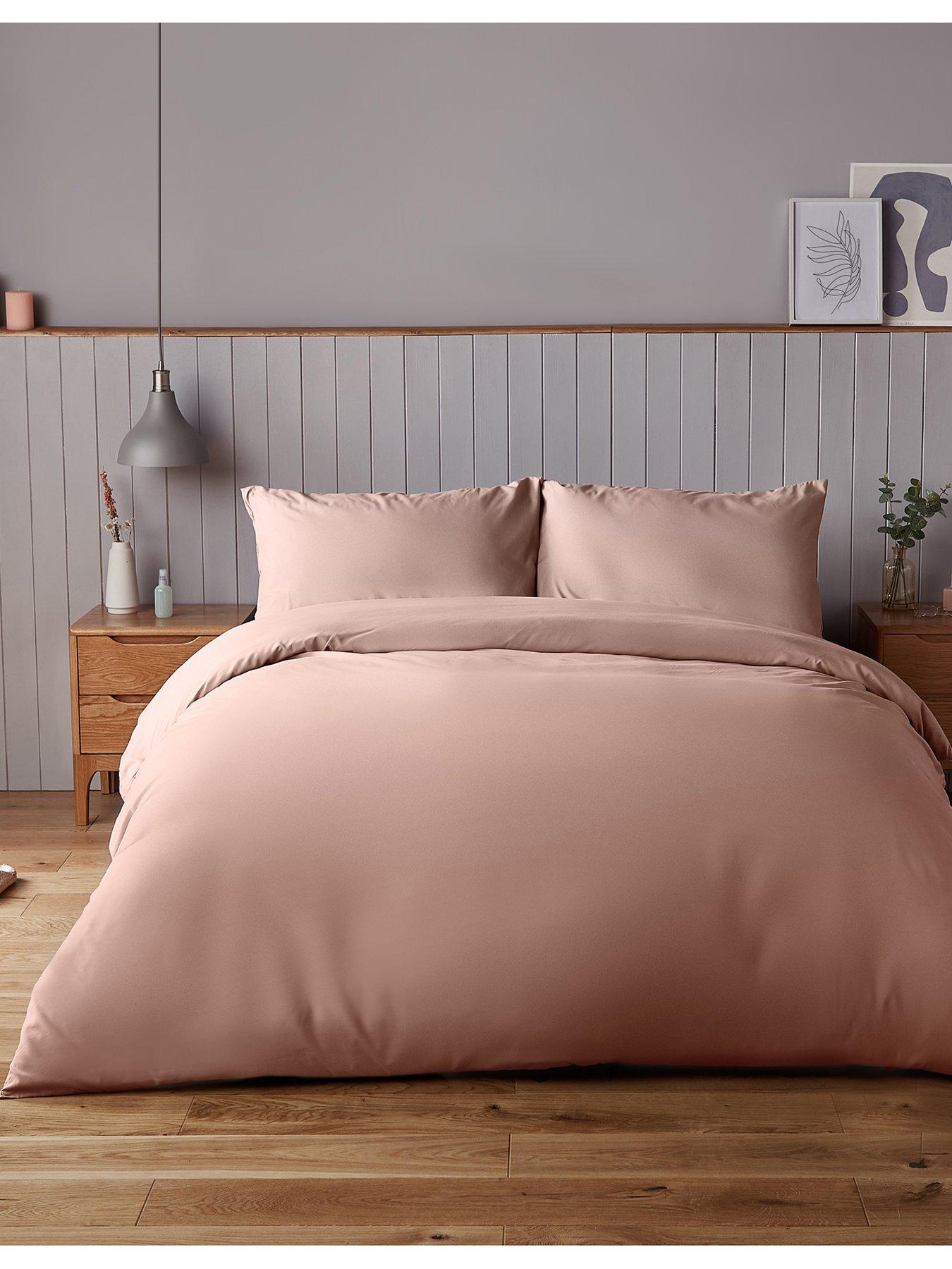 Product photograph of Silentnight Supersoft Plain Dye Duvet Cover Set - Pink from very.co.uk